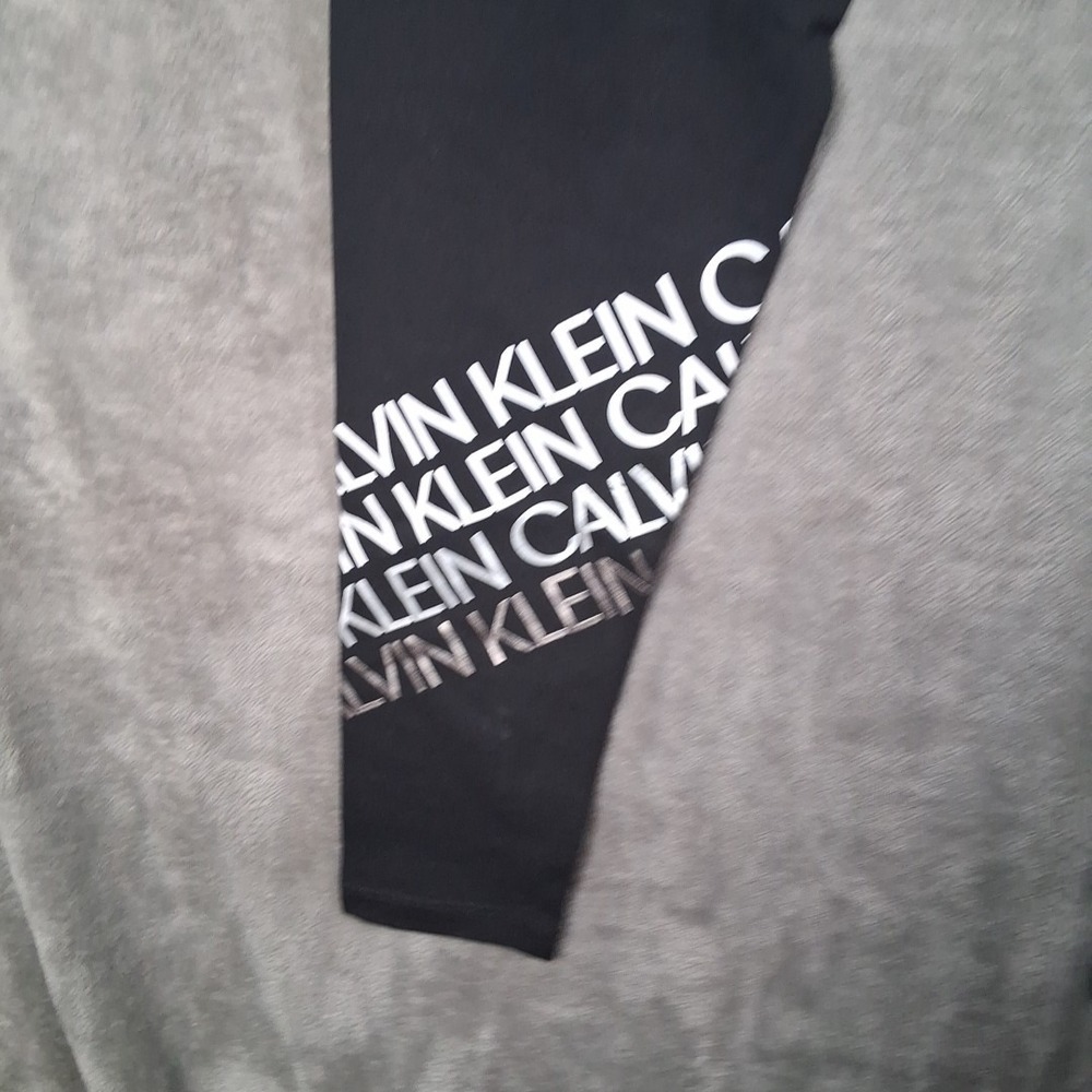 Calvin Klein Performance Legging Women's Small Black 7/8 Stretchable NWOT - Picture 4 of 7